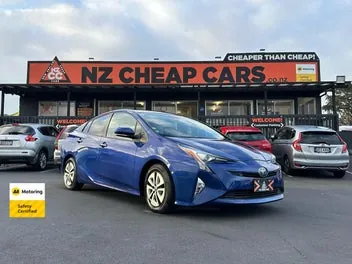 Toyota Prius 2015 photo 2