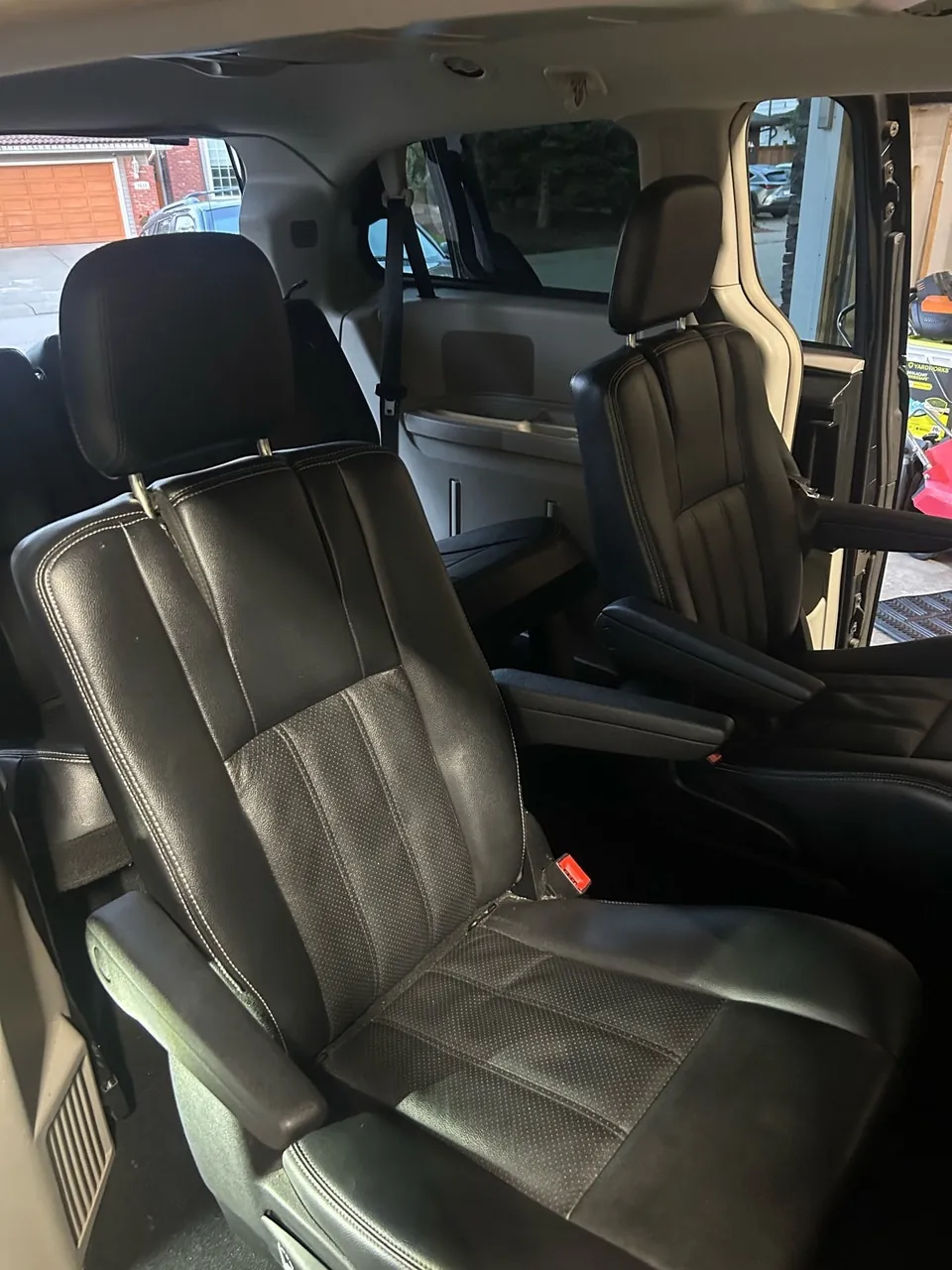 Dodge Grand Caravan 2012 photo 5