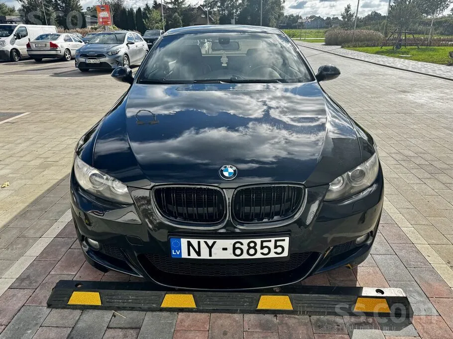 BMW E92 2008 photo 2