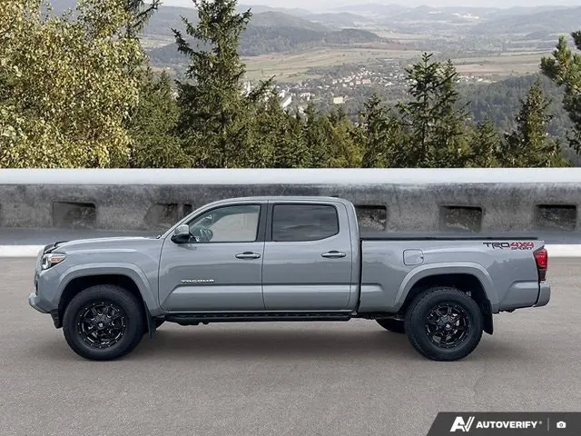 Toyota Tacoma 2018 photo 2