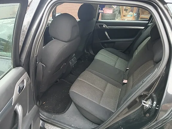 Peugeot 407 2004 photo 2