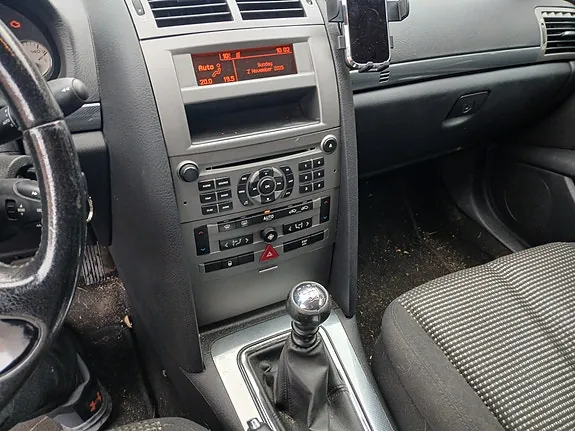 Peugeot 407 2004 photo 3