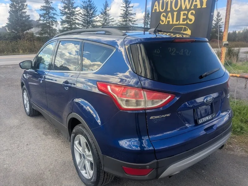 Ford Escape 2014 photo 3