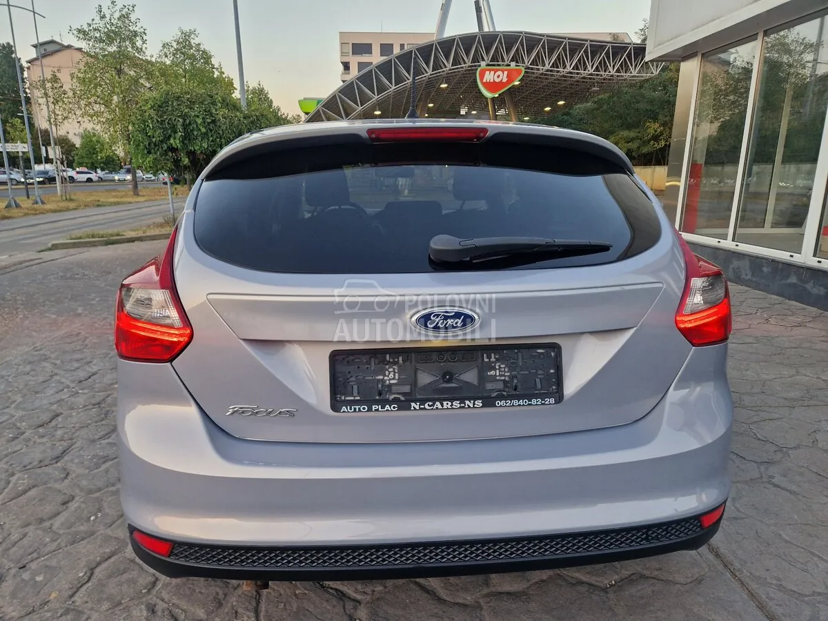 Ford Focus 2011 photo 5