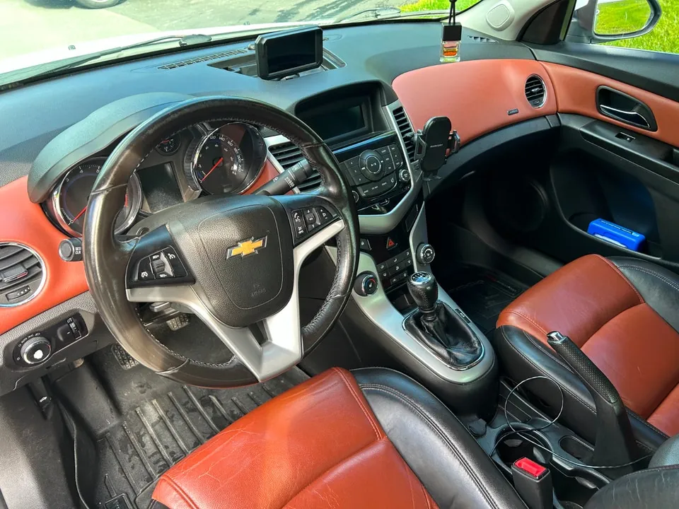 Chevrolet Cruze 2013 photo 2