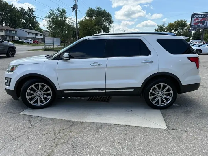 Ford Explorer 2016 photo 4