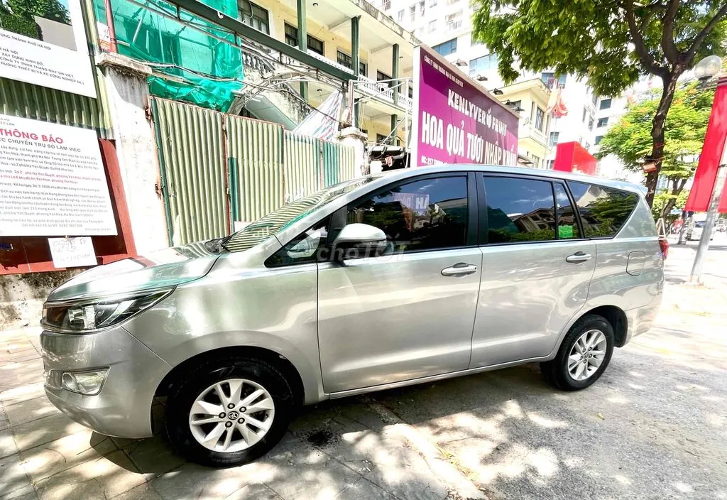 Toyota Innova 2019 photo 2