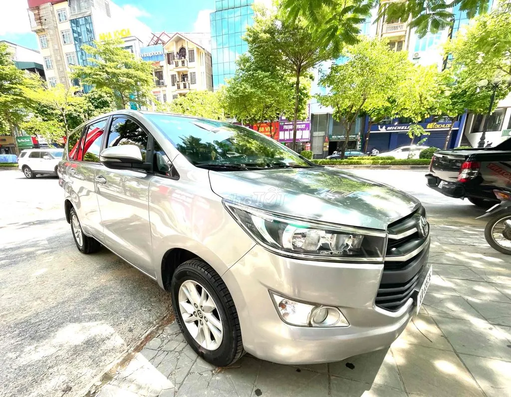 Toyota Innova 2019 photo 4