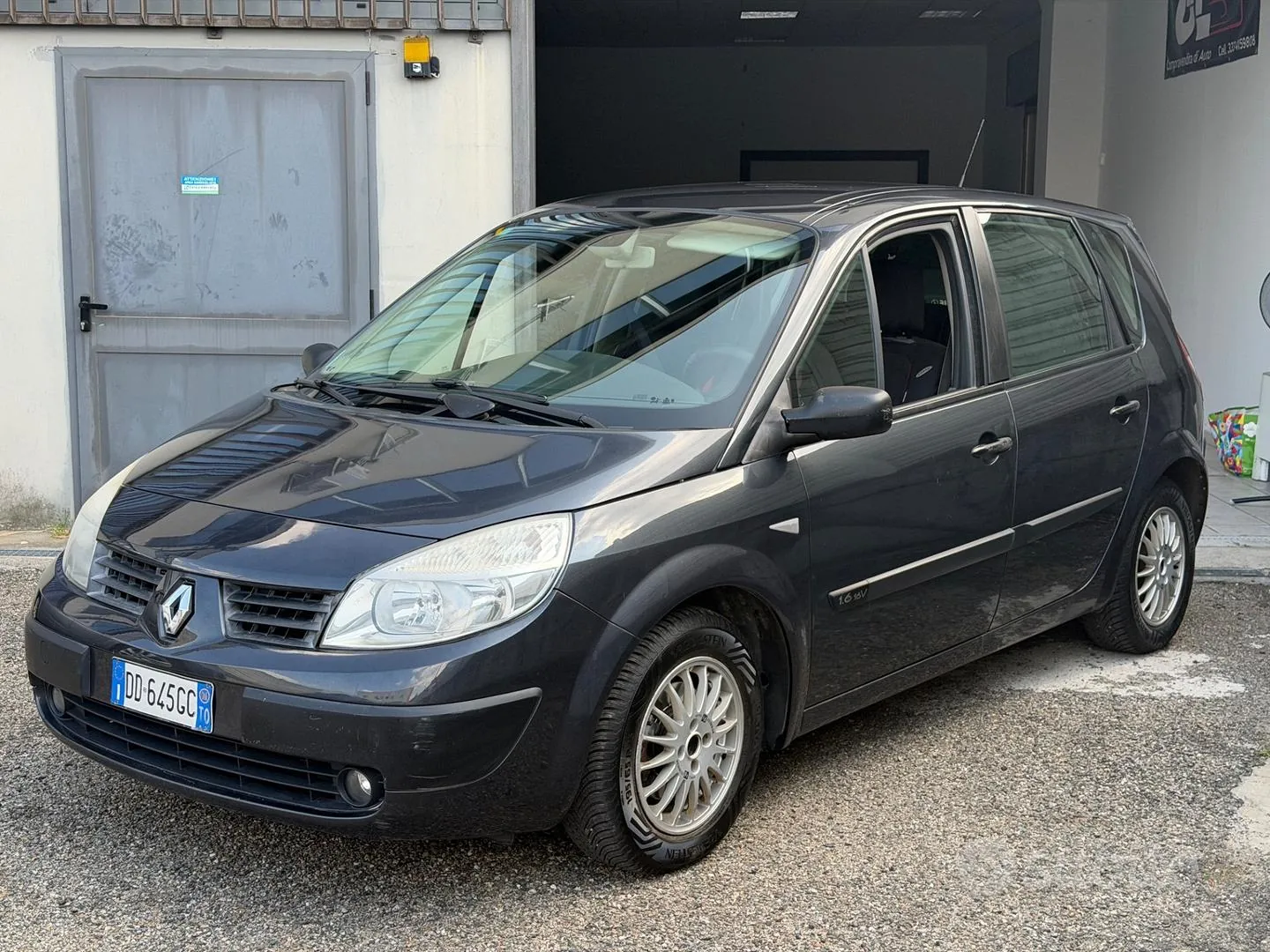 Renault Scenic 2006 photo 3