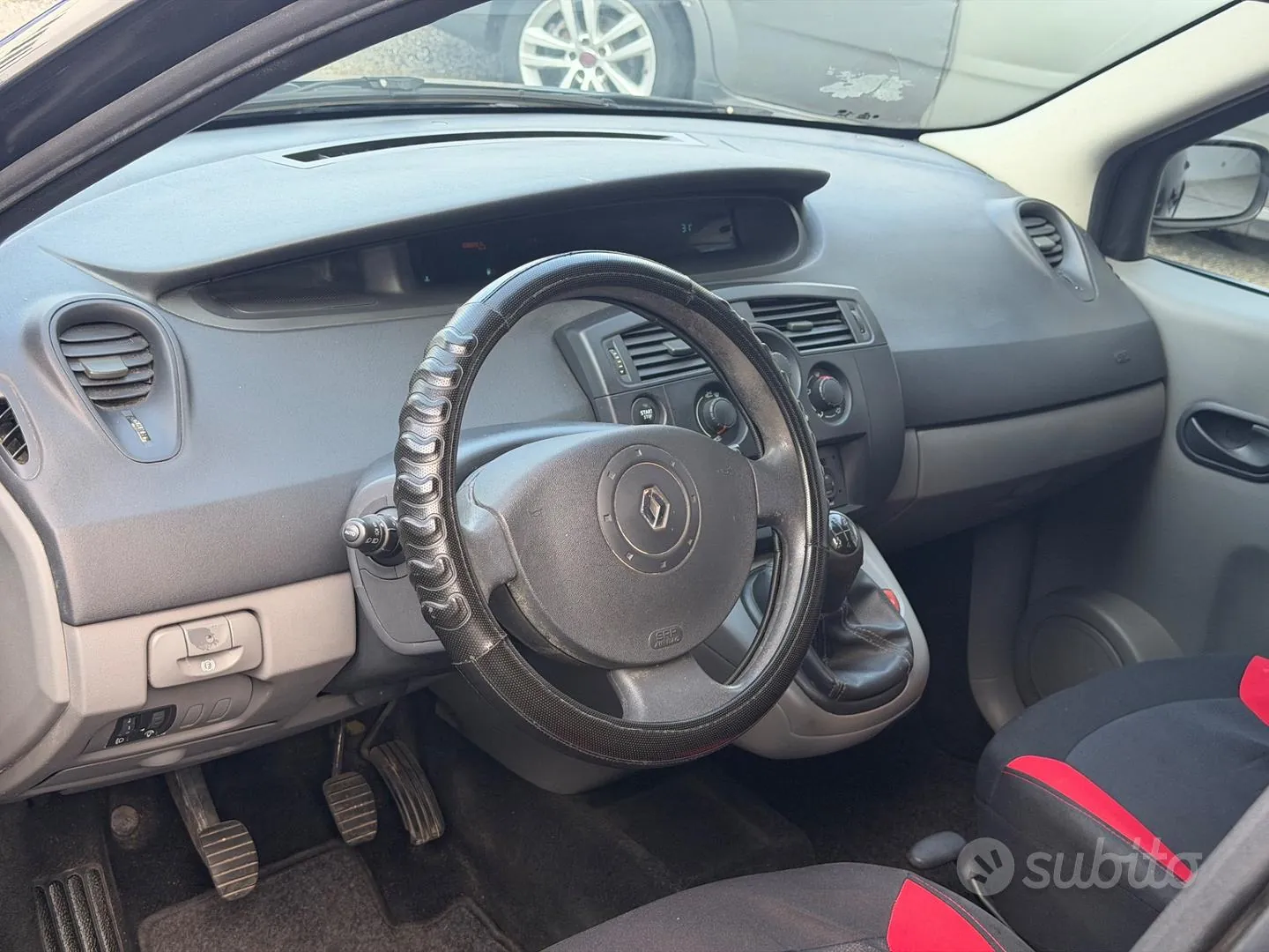Renault Scenic 2006 photo 5