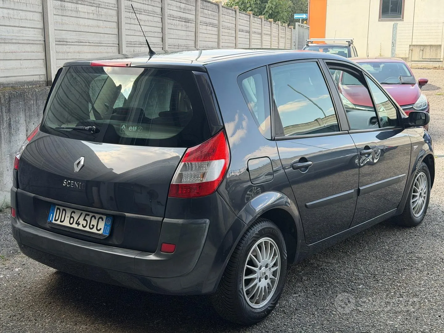 Renault Scenic 2006 photo 2
