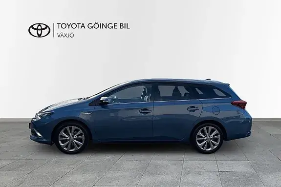 Toyota Auris 2016 photo 3