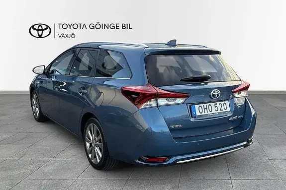 Toyota Auris 2016 photo 2
