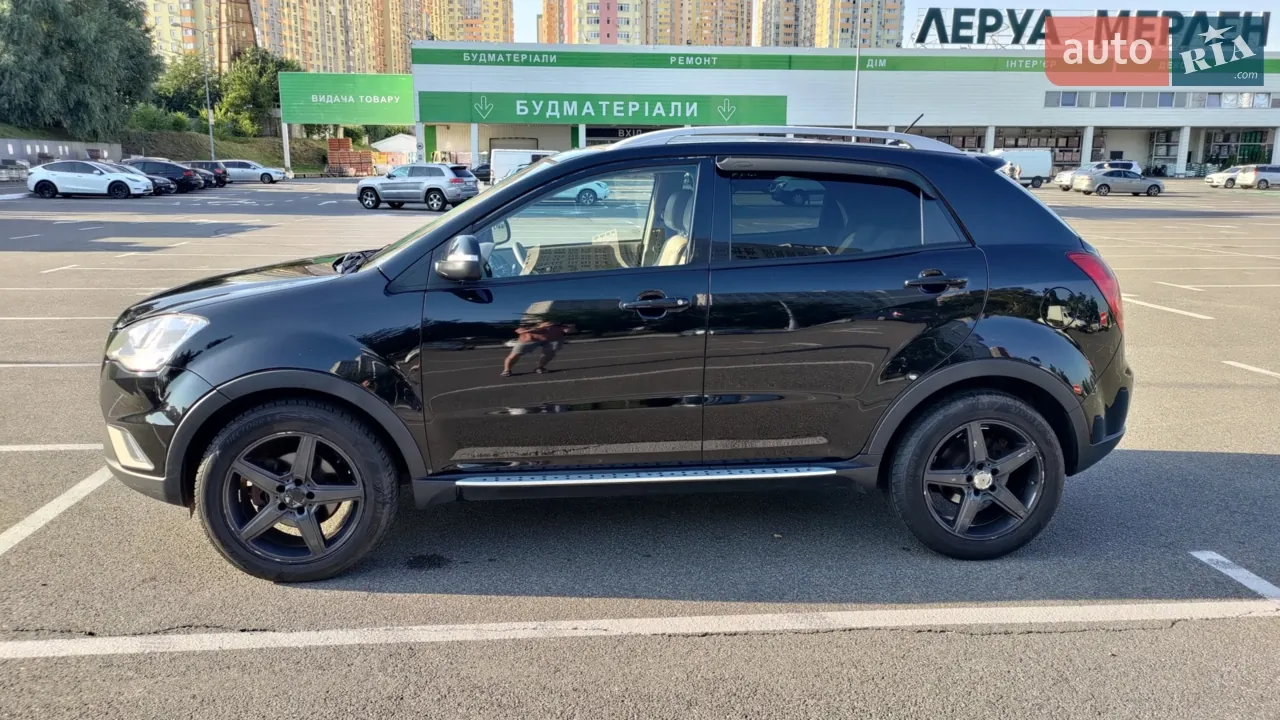 KG Mobility Korando 2012 photo 5