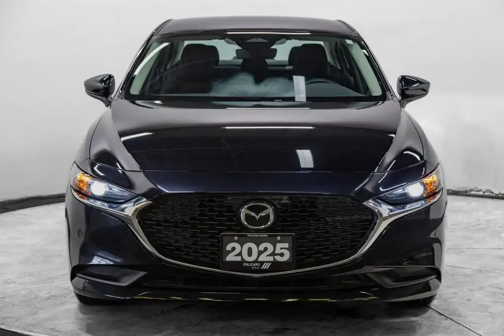 Mazda 3 2025 photo 3