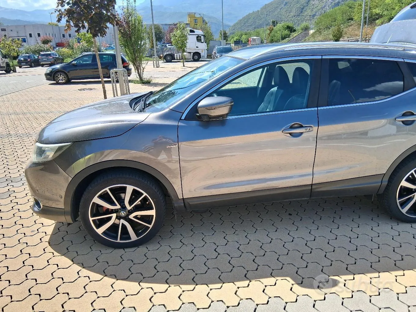 Nissan Qashqai 2015 photo 3
