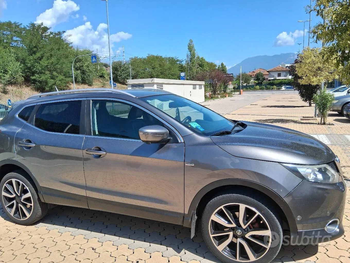 Nissan Qashqai 2015 photo 4