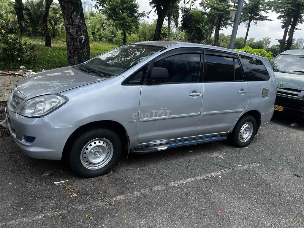 Toyota Innova 2008 photo 5