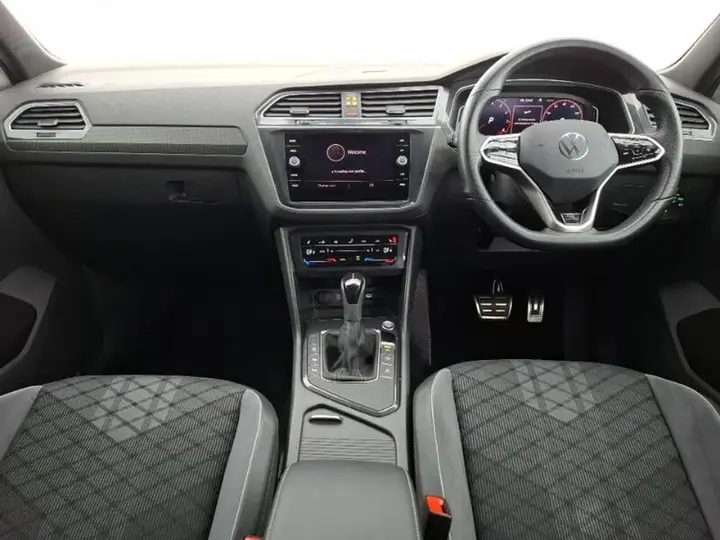 Volkswagen Tiguan 2023 photo 3