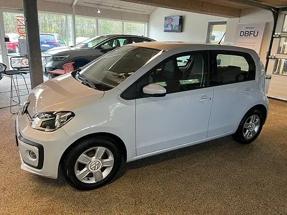 Volkswagen Up 2018 photo 2