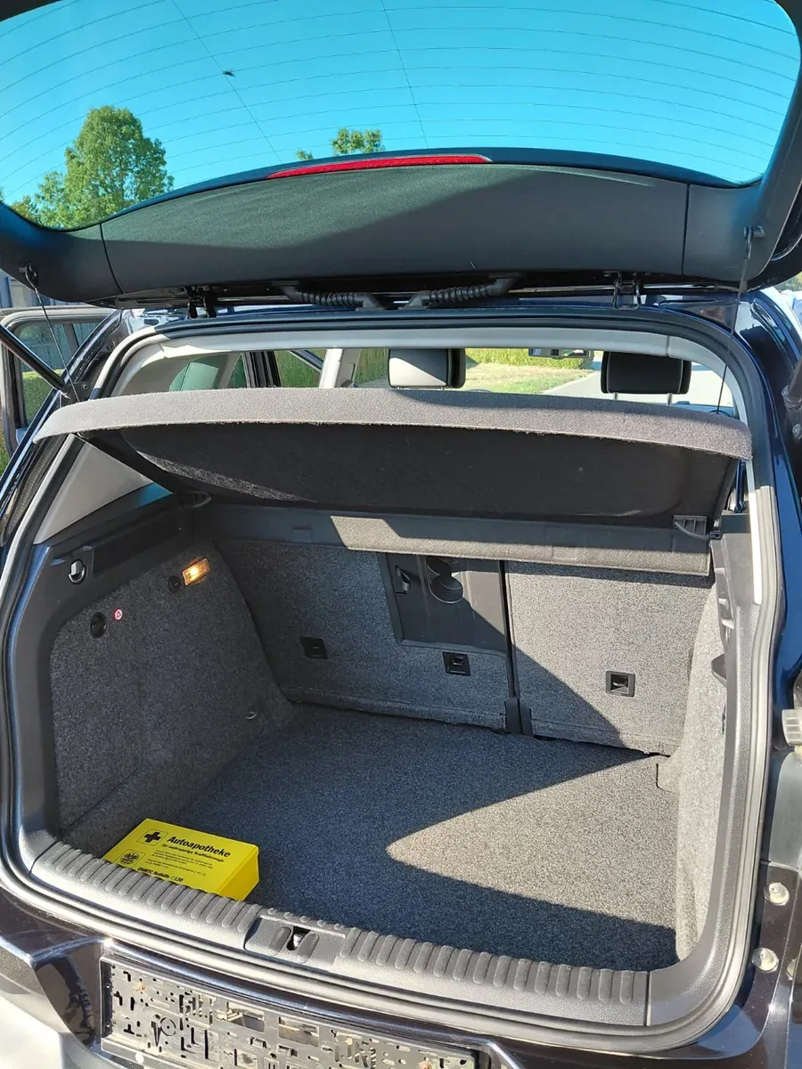 Volkswagen Tiguan 2012 photo 2