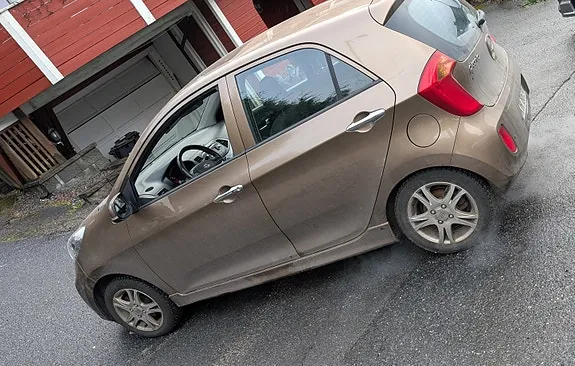 Kia Picanto 2012 photo 3