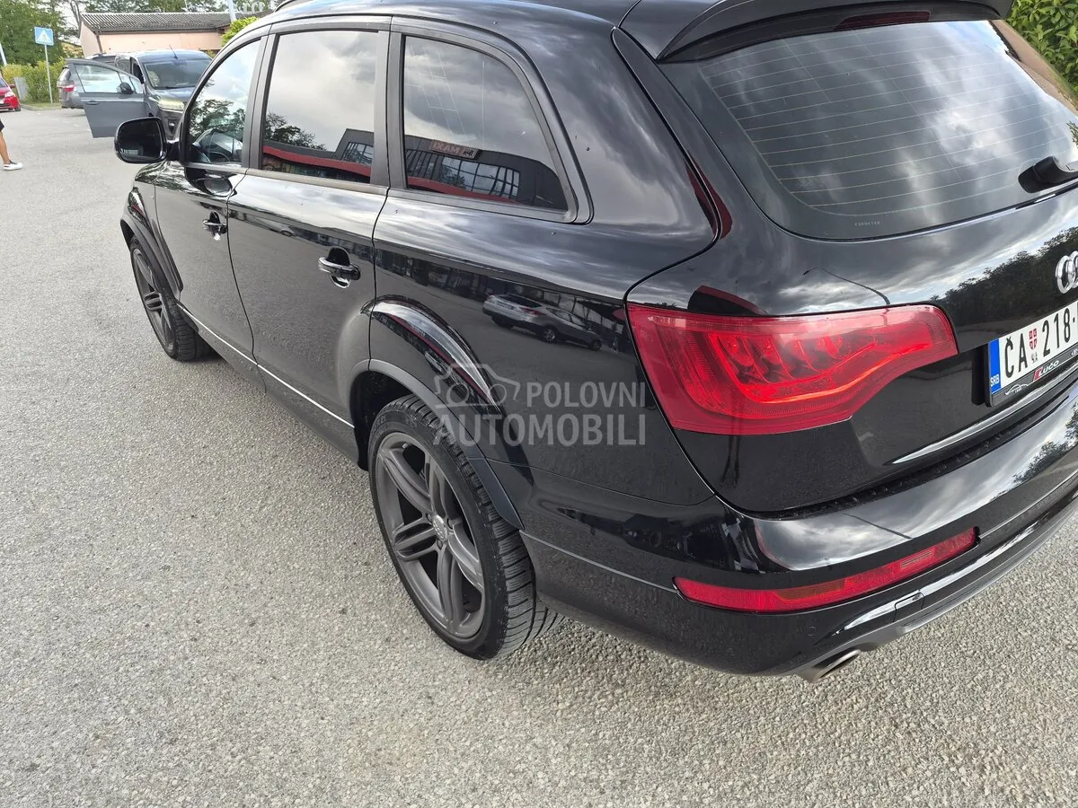 Audi Q7 2011 photo 3