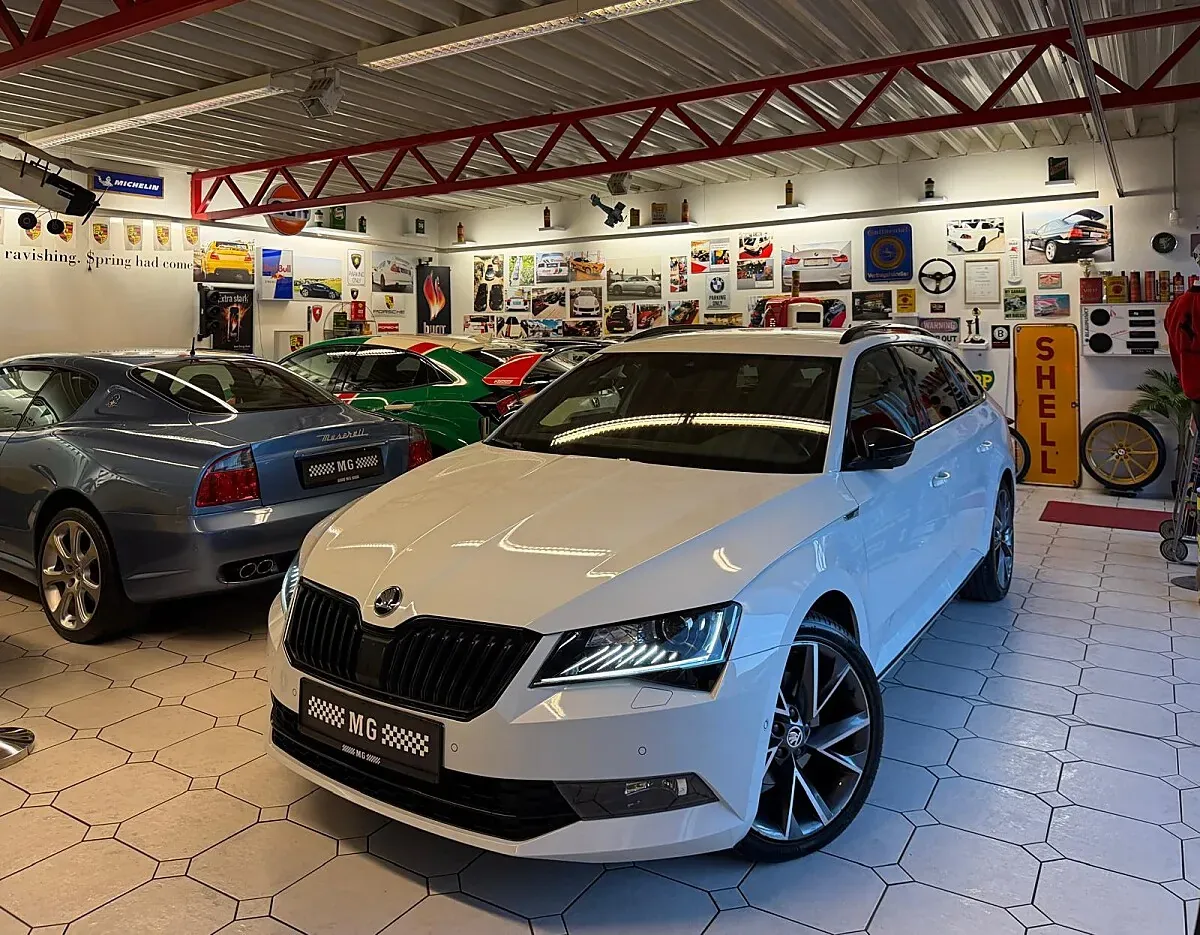 Skoda Superb 2018 photo 3