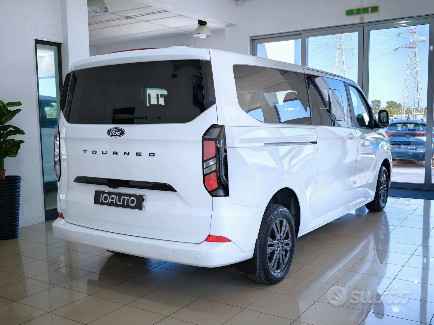 Ford Tourneo Custom 2024 photo 5