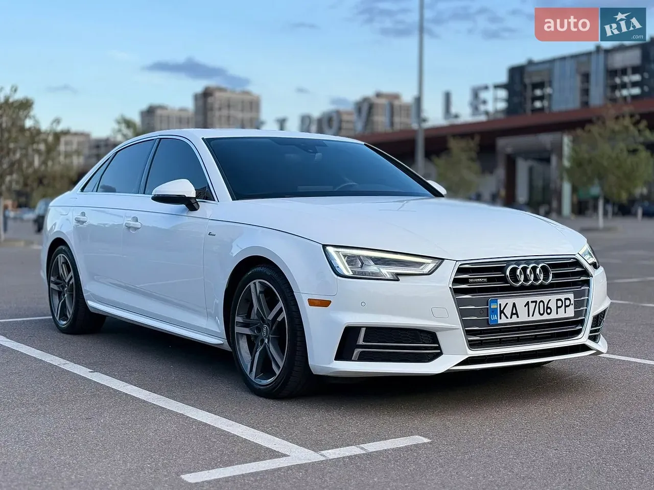 Audi A4
