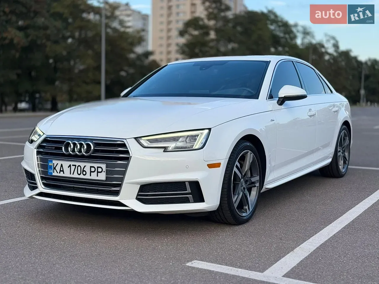 Audi A4 2018 photo 3