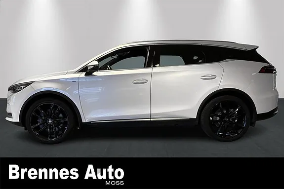 BYD Tang 2022 photo 4