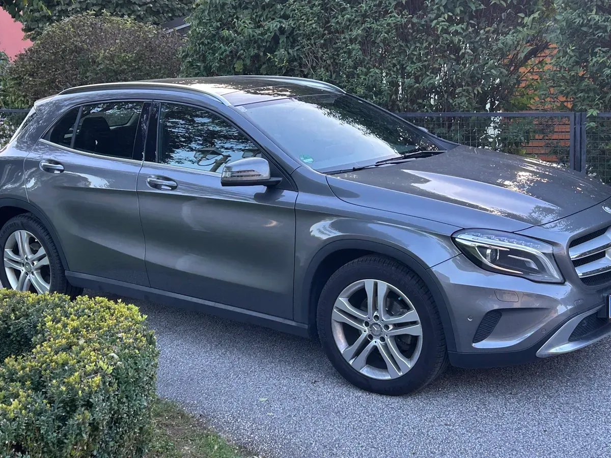 Mercedes-Benz Gla Class 2016 photo 2