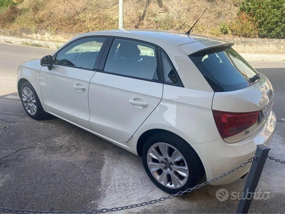 Audi A1 2014 photo 4
