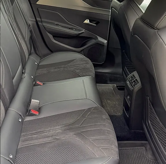 Peugeot 308 2023 photo 4