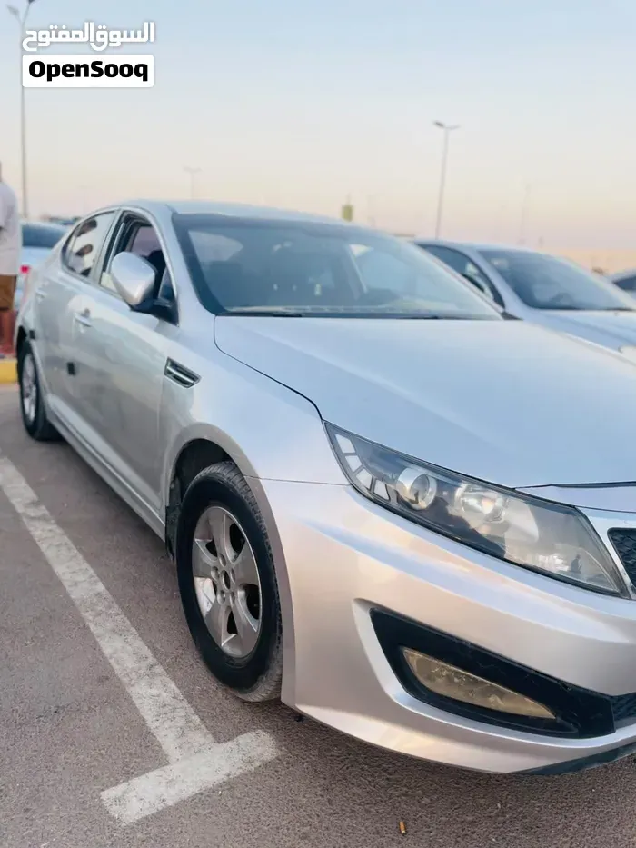 Kia K5 2011 photo 5