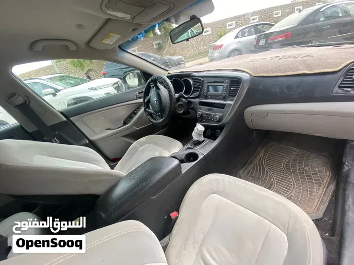 Kia K5 2011 photo 4