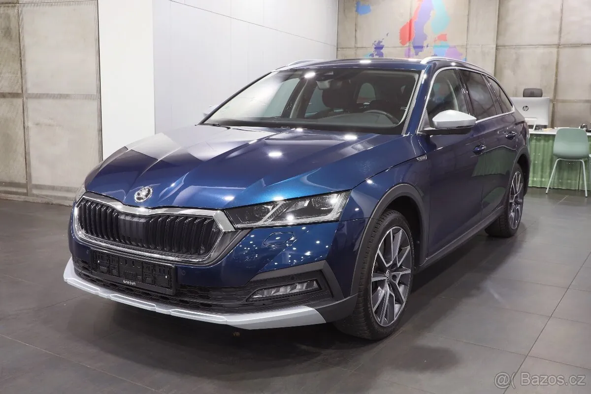 Skoda Octavia 2023 photo 2