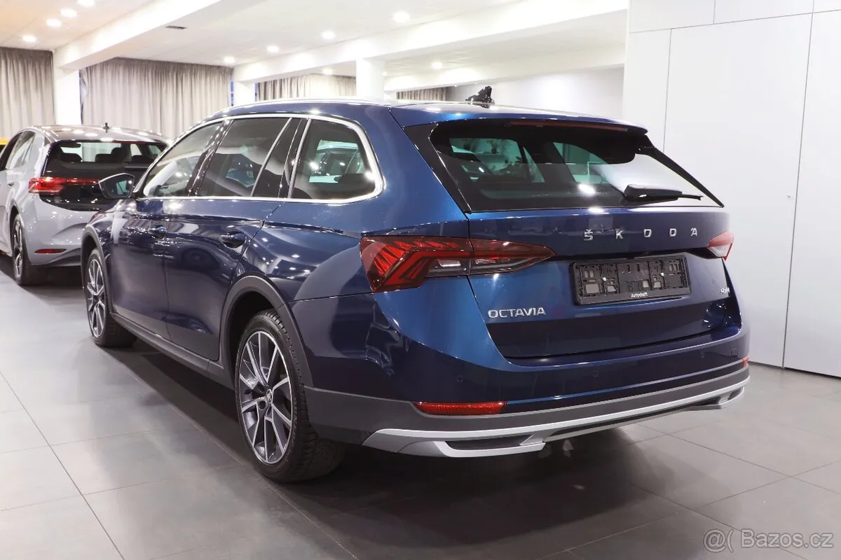 Skoda Octavia 2023 photo 4