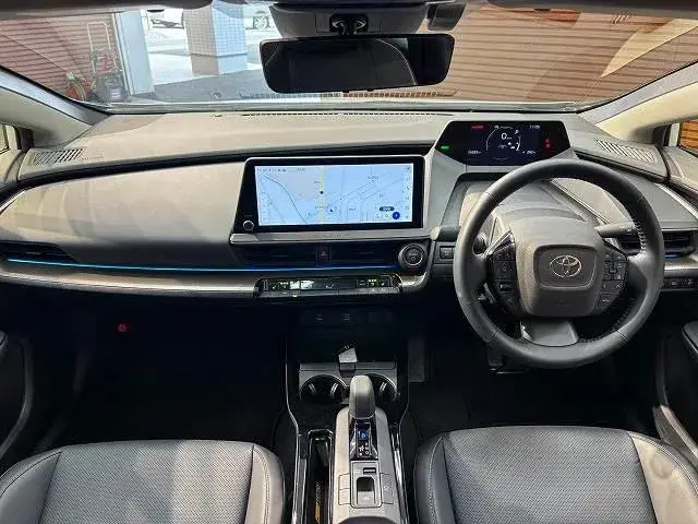 Toyota Prius 2023 photo 2