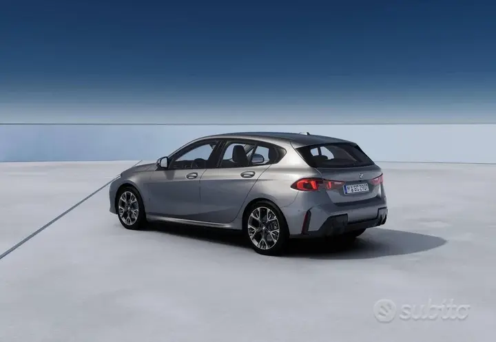 BMW 1 Series 2026 photo 2