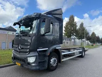 Mercedes-Benz Antos