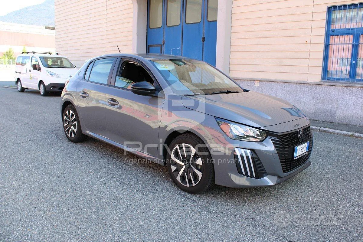 Peugeot 208 2024 photo 3