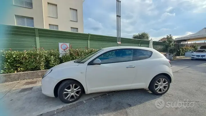 Alfa Romeo Mito 2011 photo 2