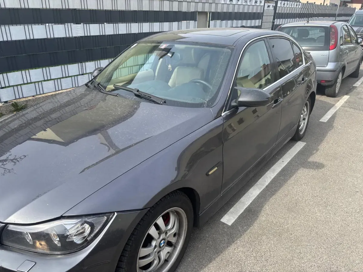 BMW 325I