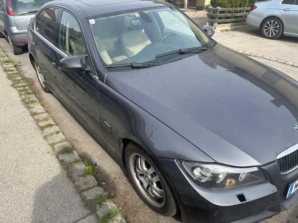 BMW 325I 2005 photo 2