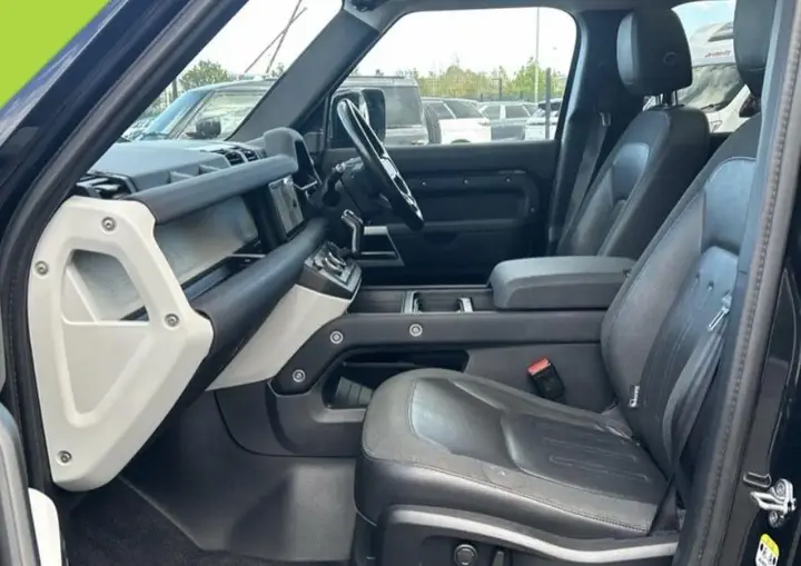 Land Rover Defender 110 2020 photo 3