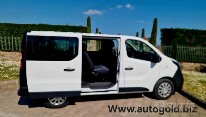 Opel Vivaro 2019 photo 2