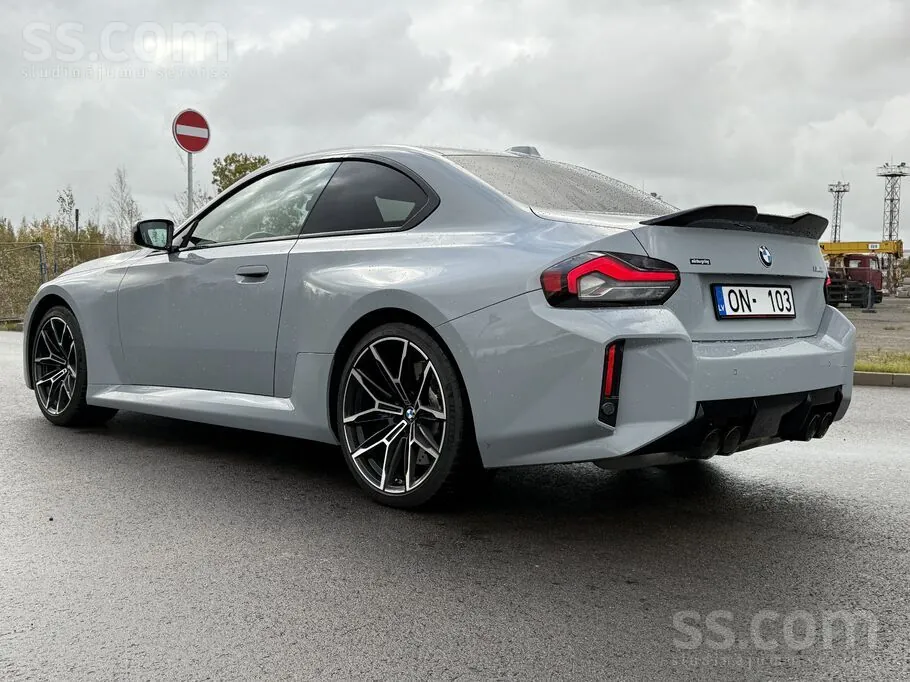 BMW M2 2023 photo 2