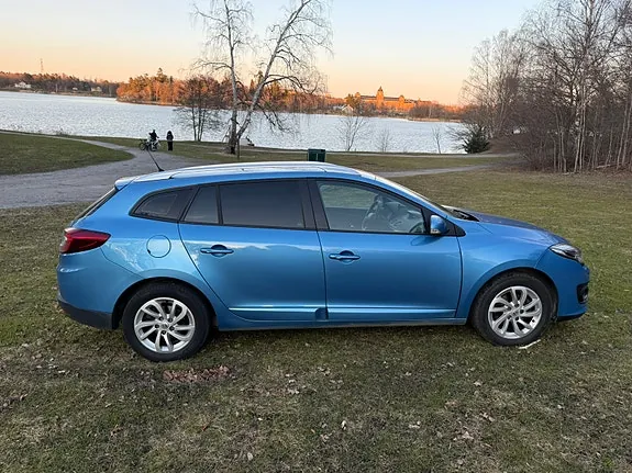 Renault Megane Iii 2014 photo 4